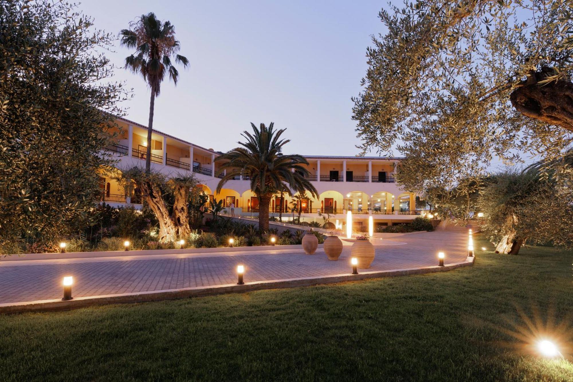 Otel Paradise Corfu 3*